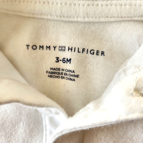 Tommy Hilfiger Infant outfit - Picture 3 of 5